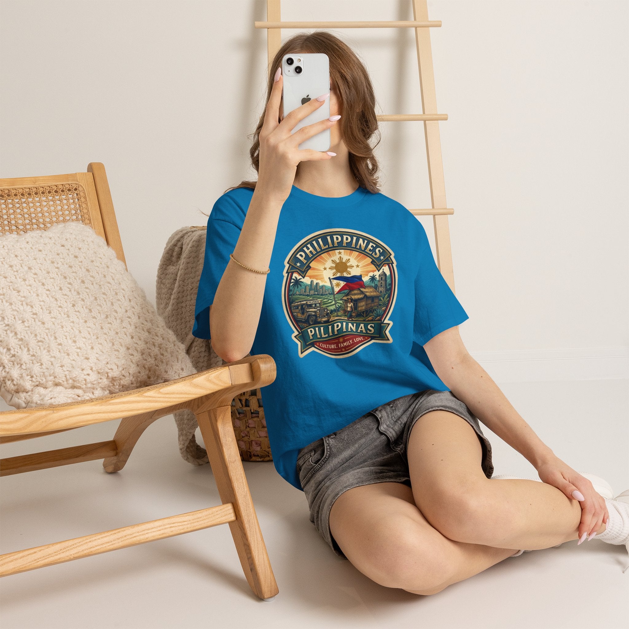 Philippines Vintage Badge T-Shirt – Filipino Pride Travel Tee