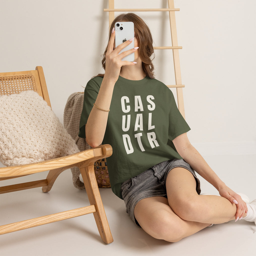 Casual Detour Graphic Tee — Vertical Text Black T‑Shirt