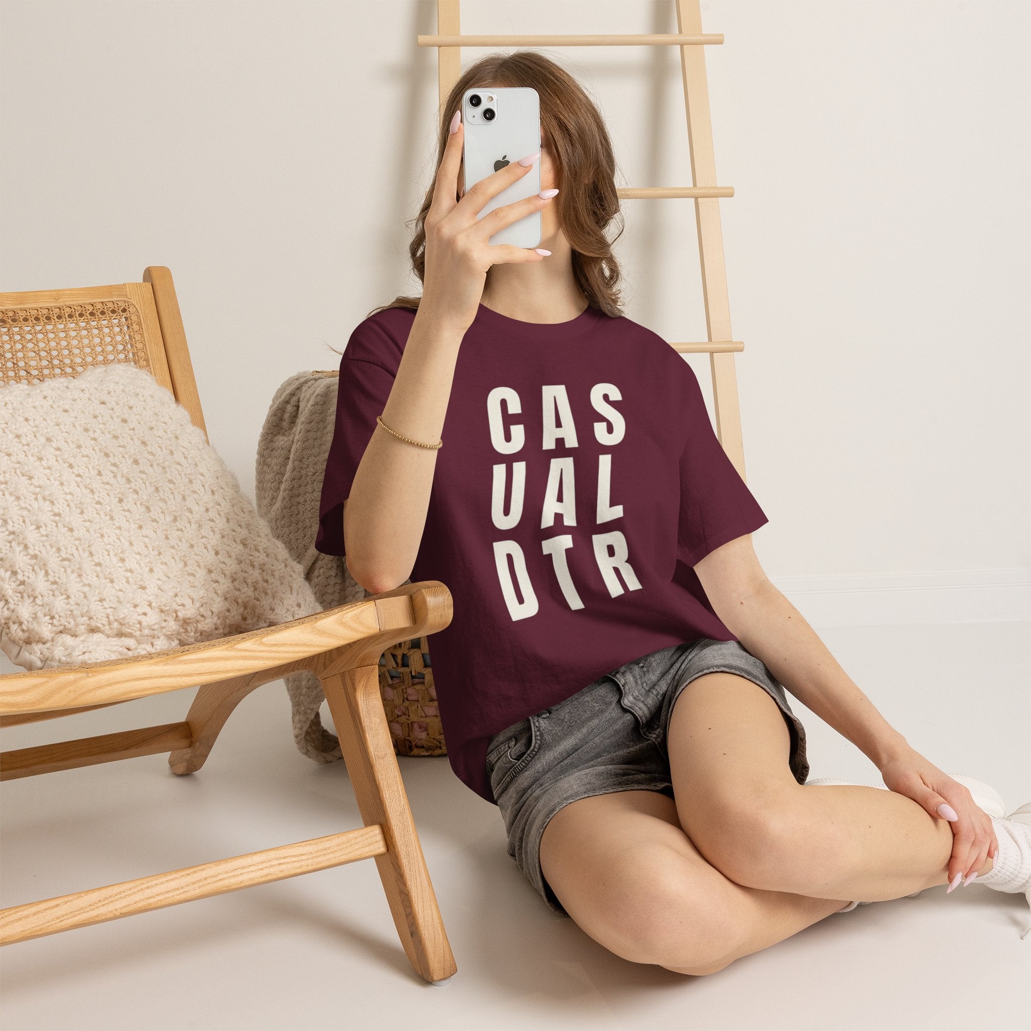 Casual Detour Graphic Tee — Vertical Text Black T‑Shirt